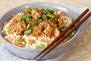 hungry-girl-healthy-teriyaki-chicken-cauli-rice-bowl-recipe-20161205-1251-6027-9408