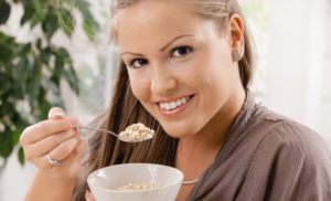 does eating breakfast make you hungry